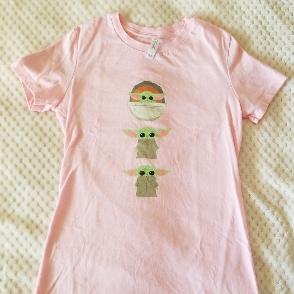 Mandalorian Baby Yoda top